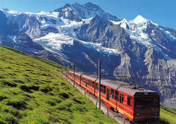 On way to Jungfraujoch x.jpg